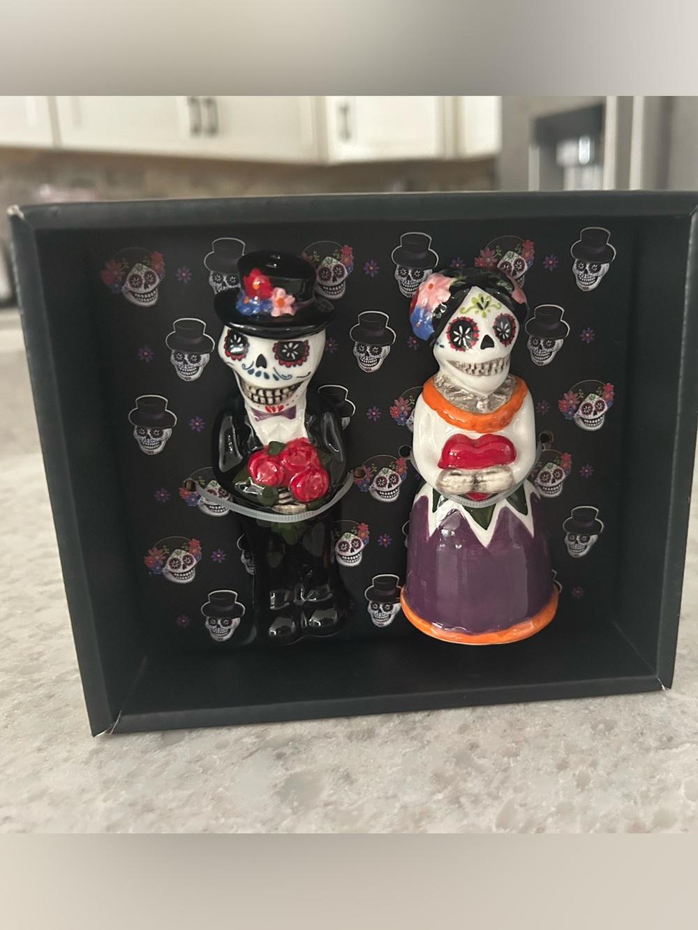 “New” Blue Sky Clayworks Day of the Dead Couple Figurine Salt & Pepper Shakers